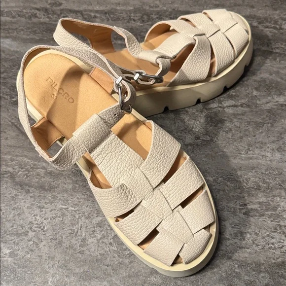 Pilcro Cream Platform Sandals. New size 39 no box - Picture 6 of 8